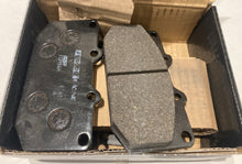 Load image into Gallery viewer, Ferodo FCP986H Front Brake Pad DS2500